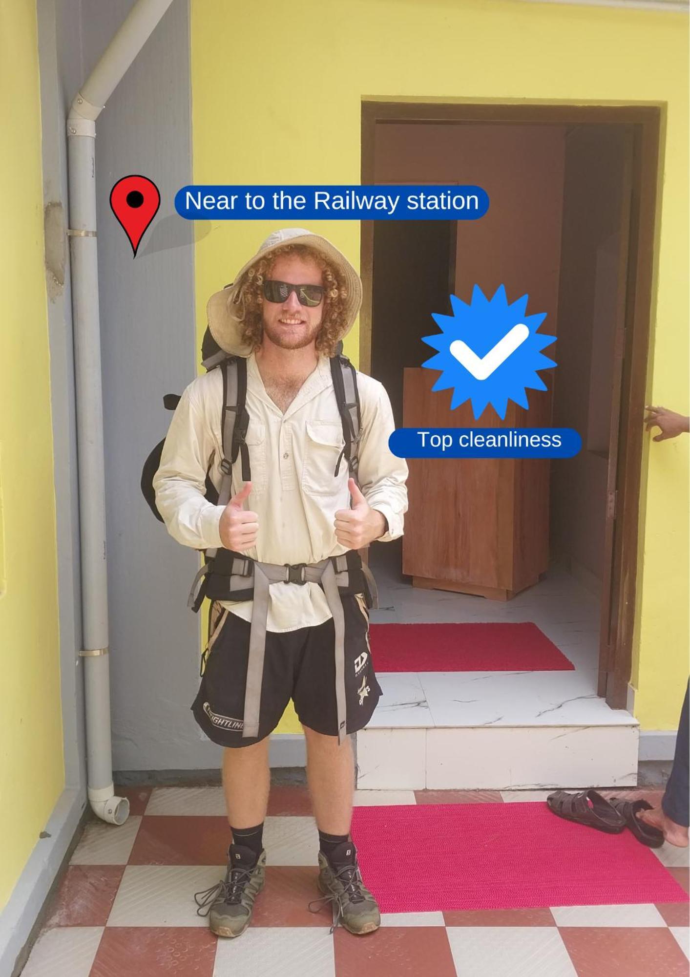 Hostel Gandhi Thiruvananthapuram Kültér fotó